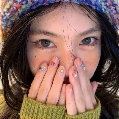 我让最想被拥抱的男人给威胁了